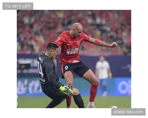 J1联赛VAR争议再起：裁判判罚引质疑，赛事公平性受挑战