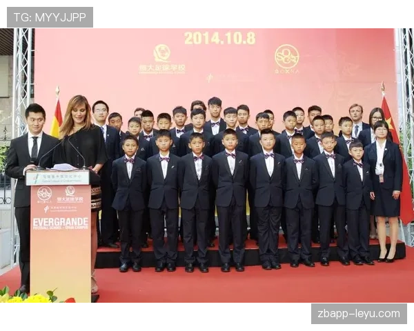 从青训营到世界舞台：金玟哉的励志成长之路引关注