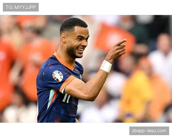 荷兰队小组赛表现抢眼，强势晋级下一轮