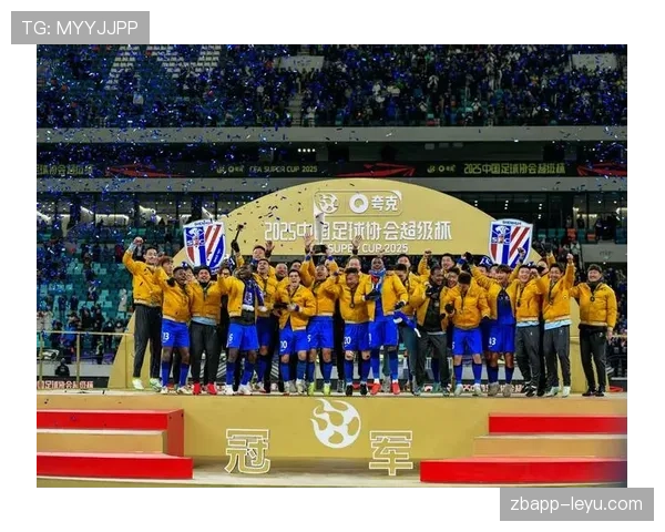 上海申花逆转胜利,展现顽强斗志与团队配合,持续提升状态值得关注。 上海申花逆转胜利,展现顽强斗志与团队配合,持续提升状态值得关注。