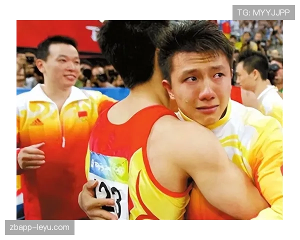陈一冰退役后住进北京四合院,每天五点起床遛狗喝手冲咖啡 陈一冰退役后住进北京四合院,每天五点起床遛狗喝手冲咖啡